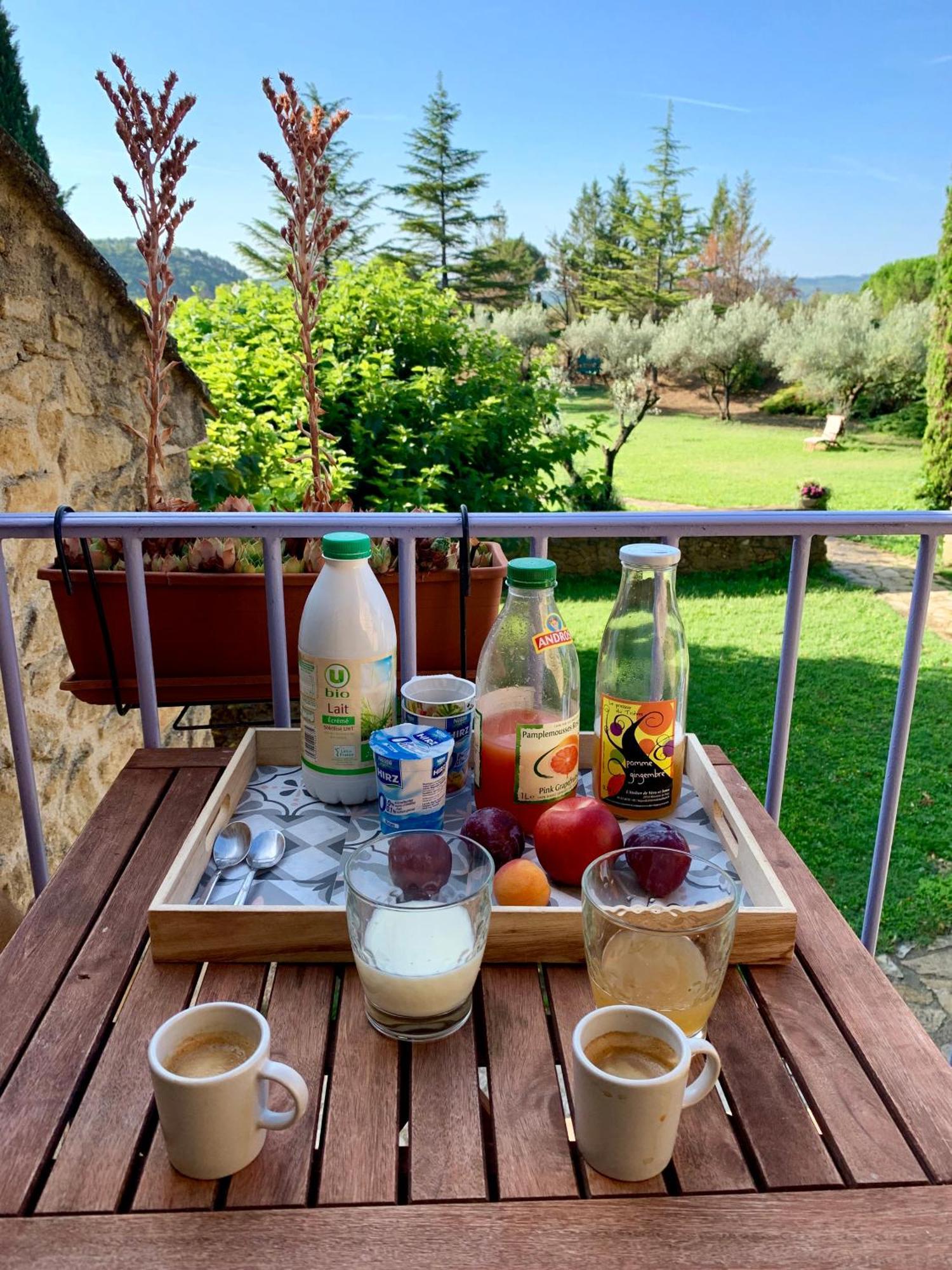 Bastide Du Buou Apartamento Puyvert Exterior foto
